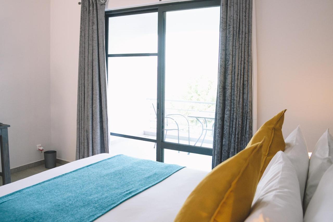 Inn On The Lake Kibuye Екстер'єр фото